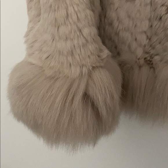 NWT SaksFifthAvenue Rabbit/Fox Fur Coat S/M - Picture 2 of 6